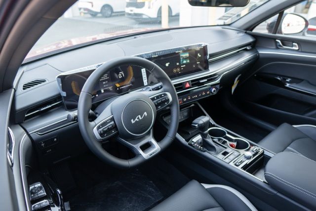 2026 Kia K5 GT-Line - Photo 10