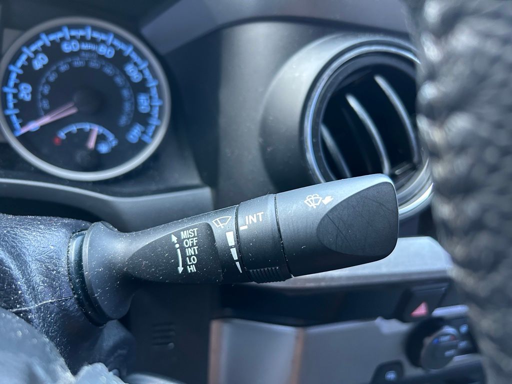 2021 Toyota Tacoma TRD Sport 26