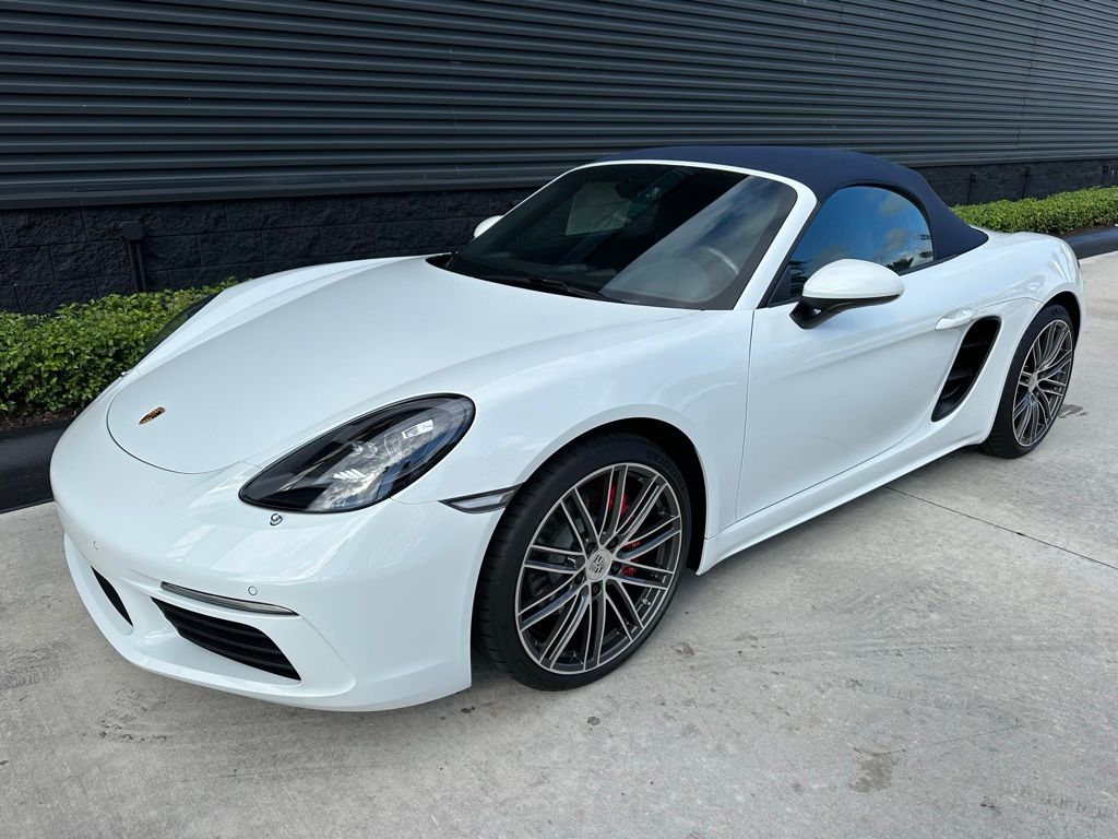 Thumbnail: 2025 Porsche 718 Boxster - 7