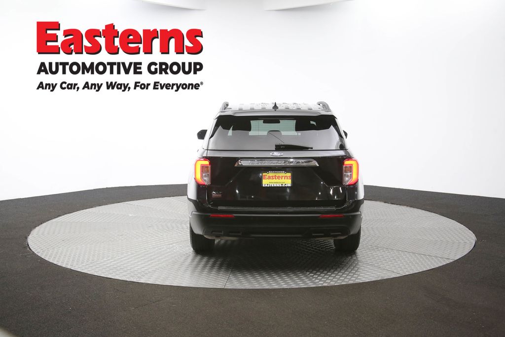 Used 2021 Black Ford XLT image 35