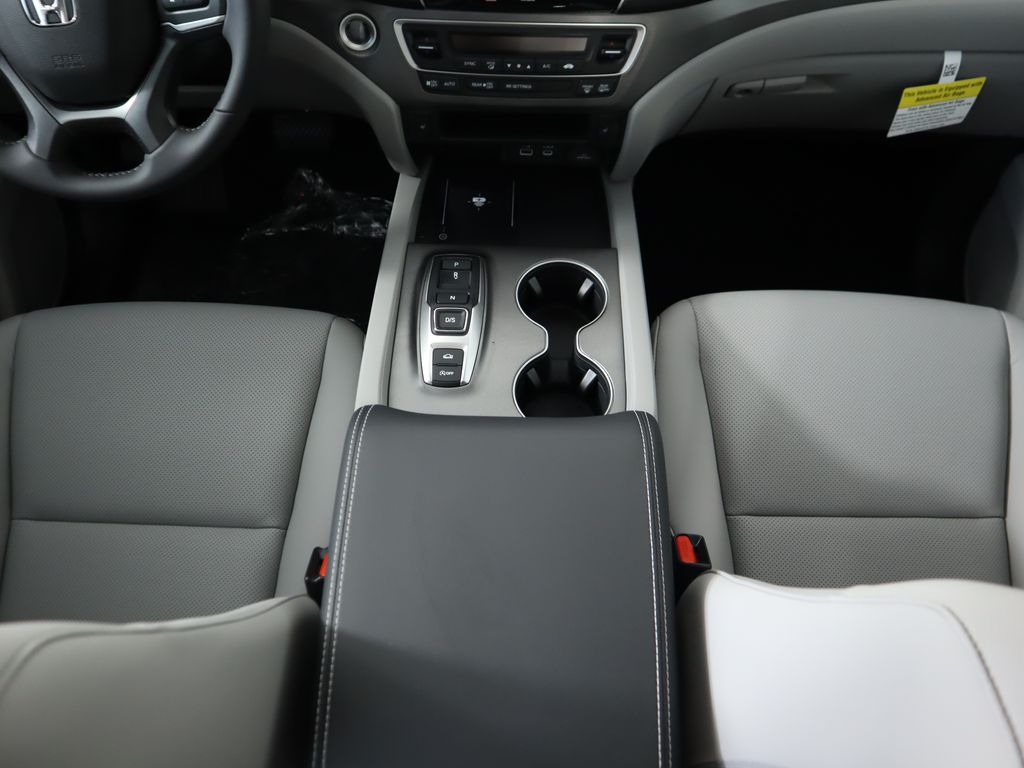 Thumbnail: 2025 Honda Ridgeline - 16