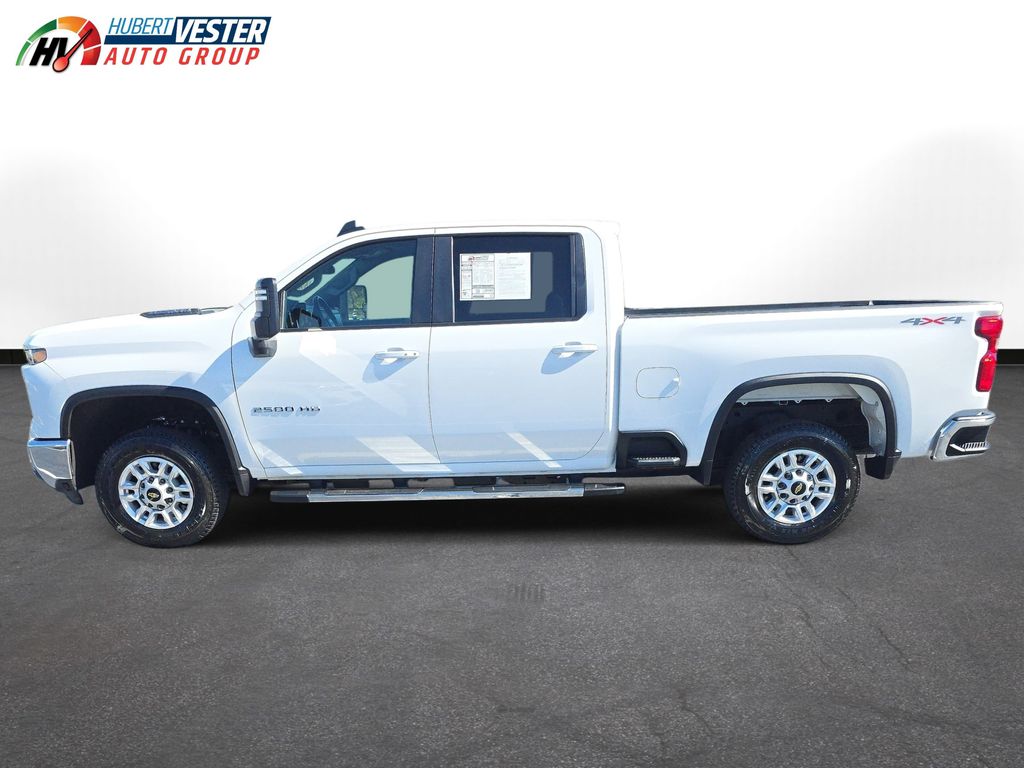 Summit White 2025 Chevrolet Silverado 2500HD LT Crew Cab 4WD Pickup Truck Four-Wheel Drive Automatic