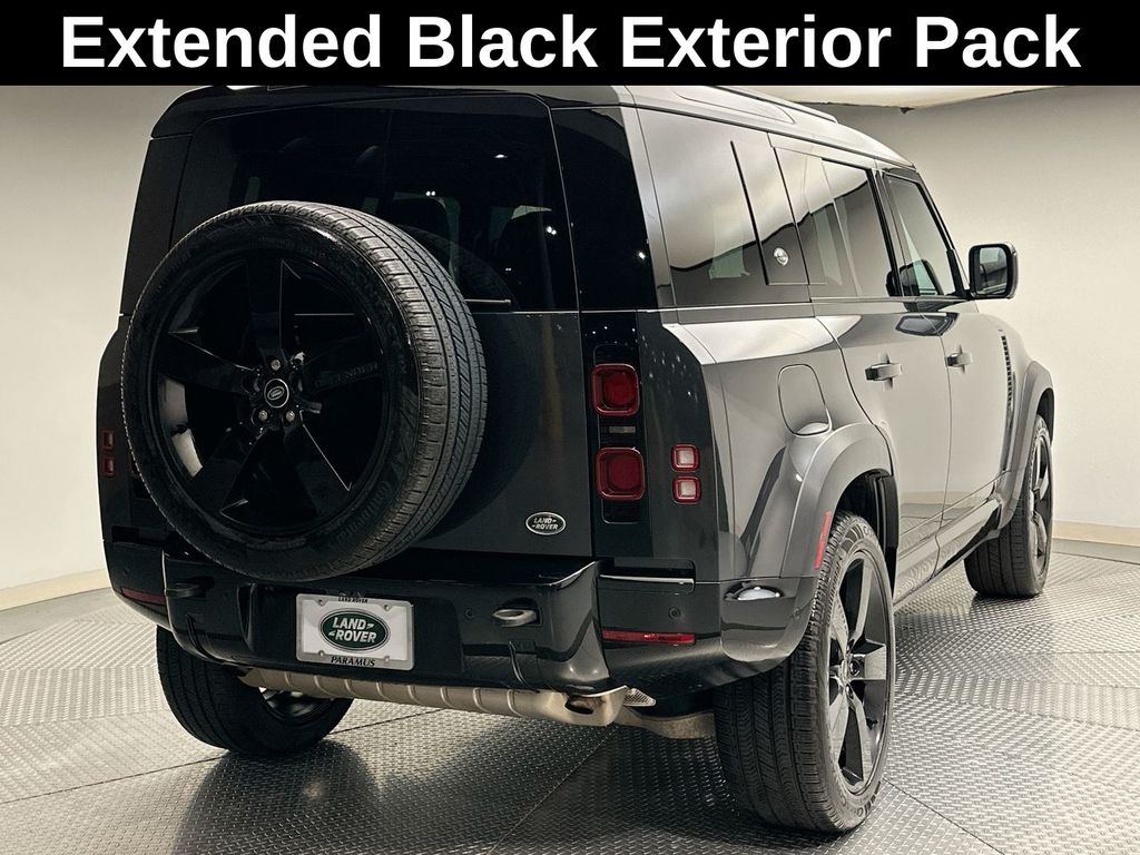 Thumbnail: 2023 Land Rover Defender - 5