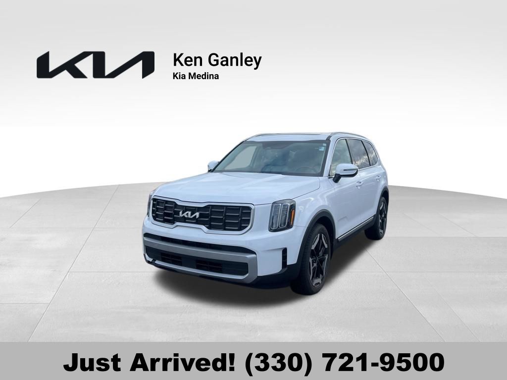 Glacial White Pearl 2023 Kia Telluride S AWD SUV / Crossover All-Wheel Drive 8-Speed Automatic