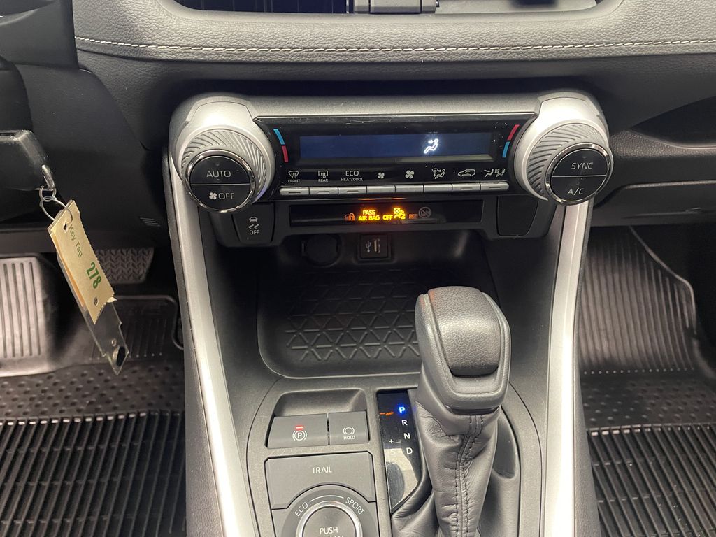 Thumbnail: 2023 Toyota RAV4 - 26