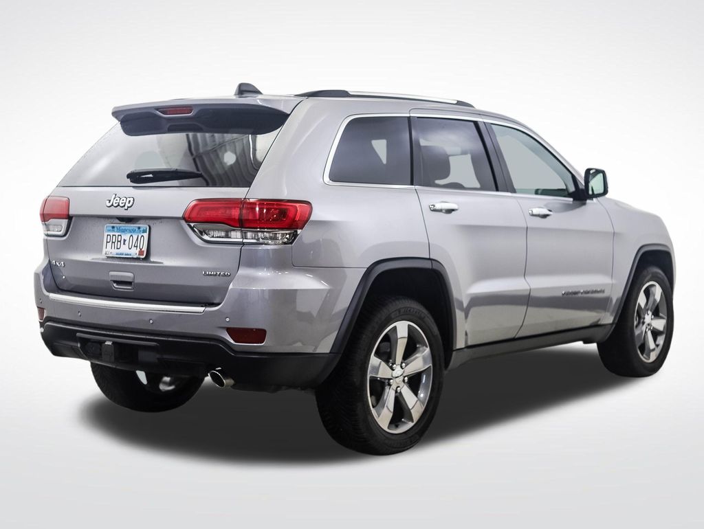 Thumbnail: 2018 Jeep Grand Cherokee - 5
