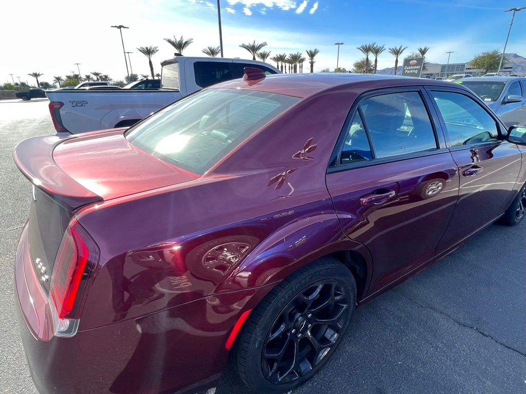 2019 Chrysler 300 S 3