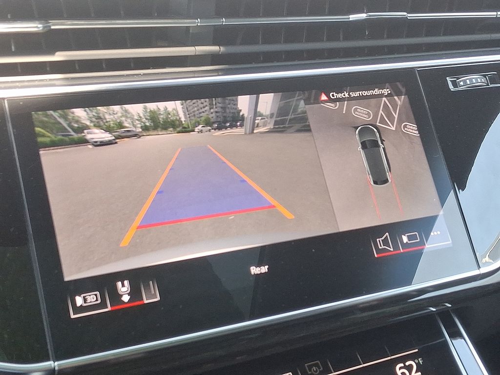 2025 Audi Q8  15