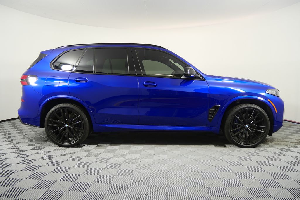 2024 BMW X5 M60i 2