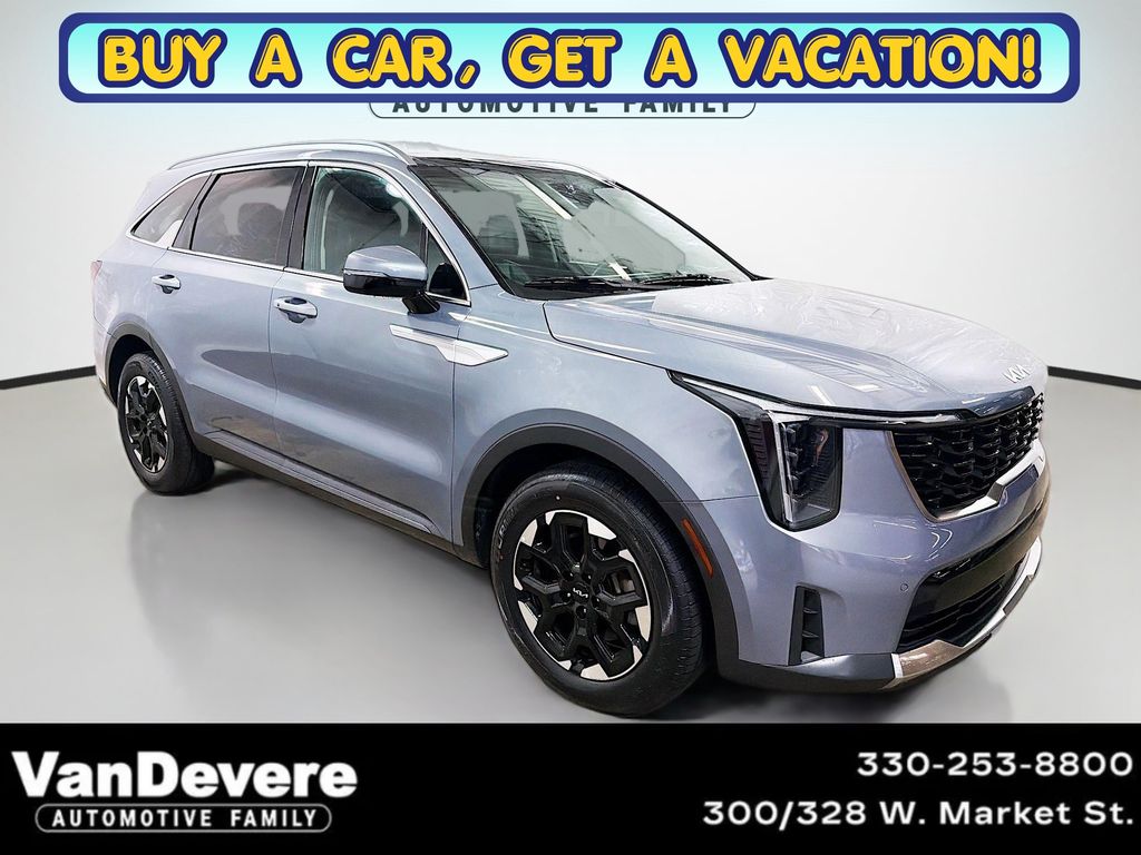 Everlasting Silver 2024 Kia Sorento S FWD SUV / Crossover Front-Wheel Drive 8-Speed Automatic