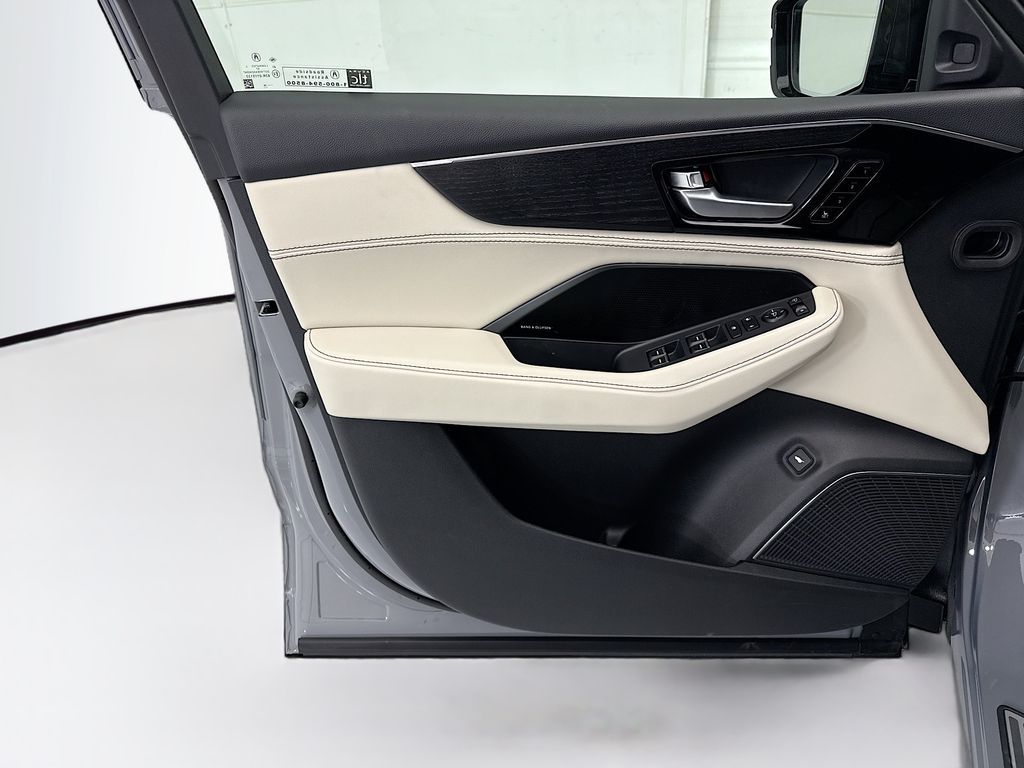 Thumbnail: 2026 Acura MDX - 23