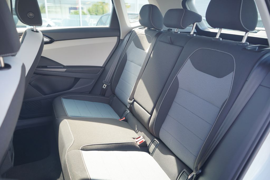 Thumbnail: 2025 Volkswagen Taos - 7