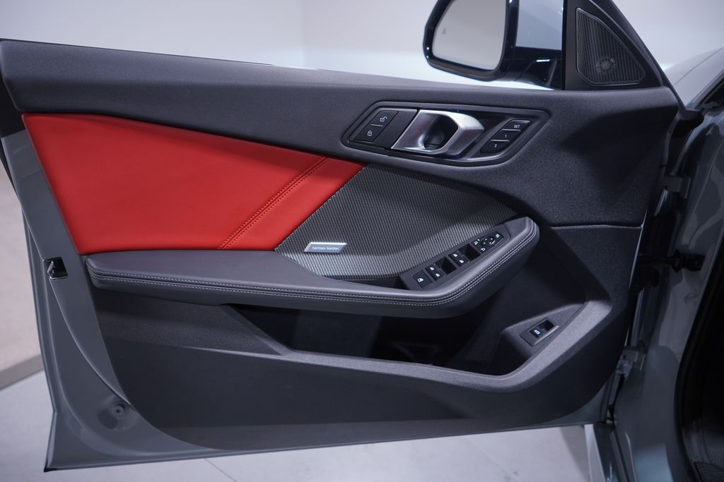 Thumbnail: 2026 BMW 2 Series - 16