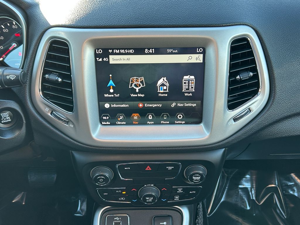 Thumbnail: 2021 Jeep Compass - 24