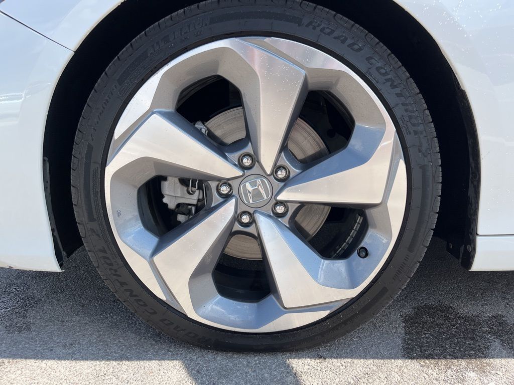 Thumbnail: 2020 Honda Accord - 13
