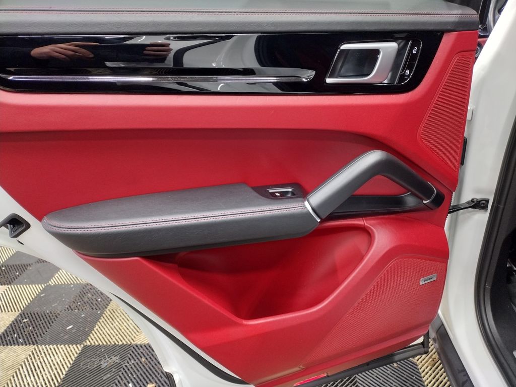 2019 Porsche Cayenne S