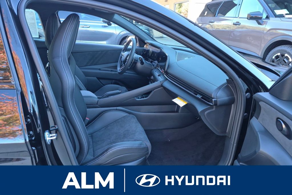 New 2026 Black Hyundai Base image 21