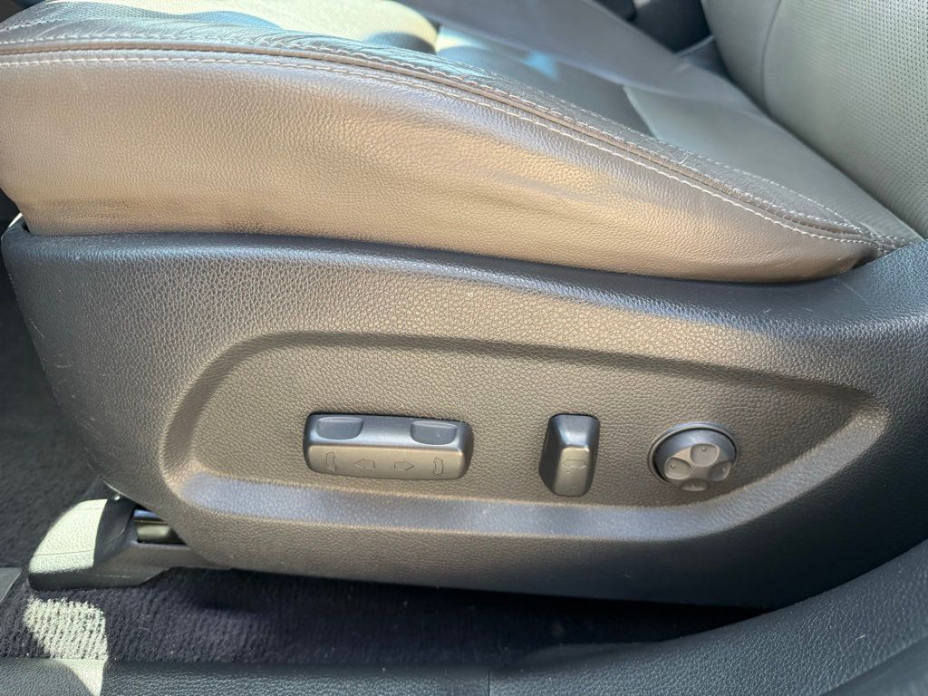 Thumbnail: 2017 Hyundai Santa Fe - 14