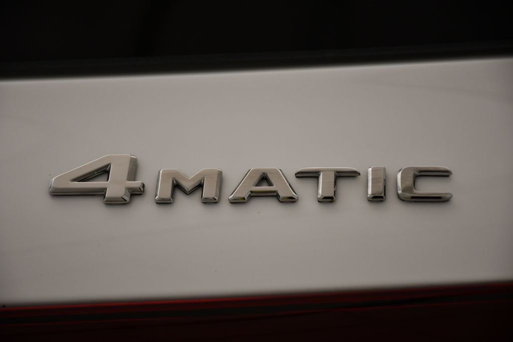 Thumbnail: 2026 Mercedes-Benz GLE - 10