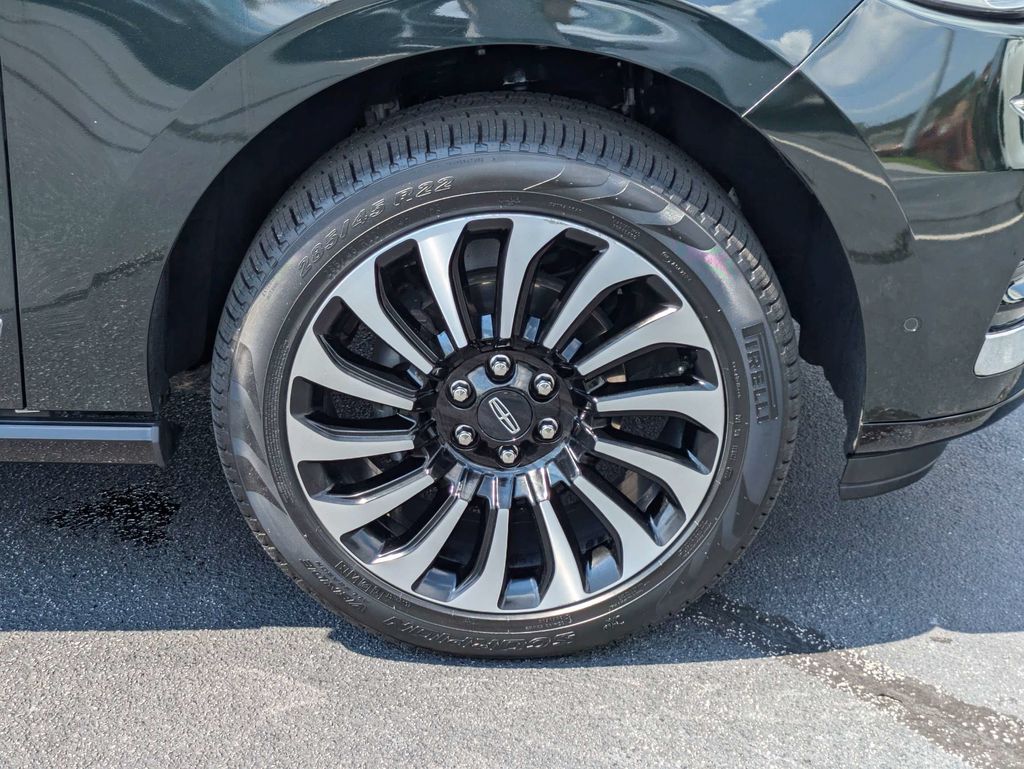 2024 Lincoln Navigator Black Label L
