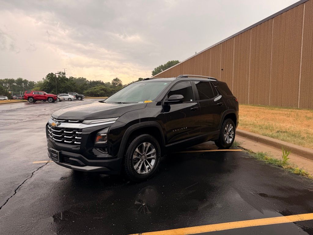 Used 2025 Chevrolet Equinox SUV