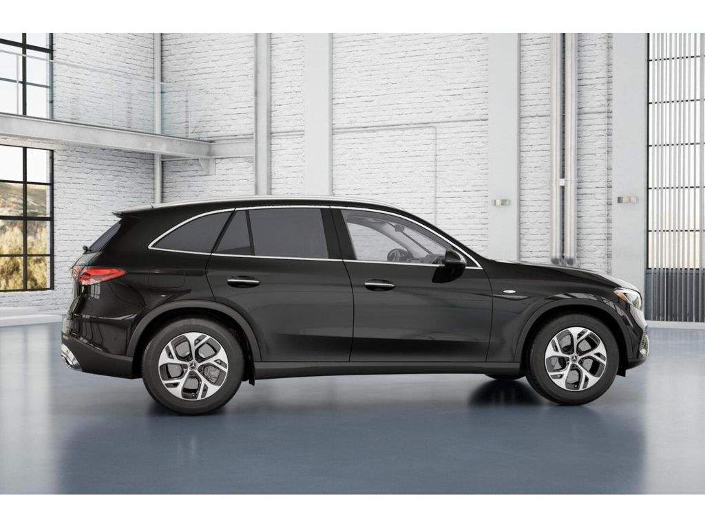 2025 Mercedes-Benz GLC 350 17