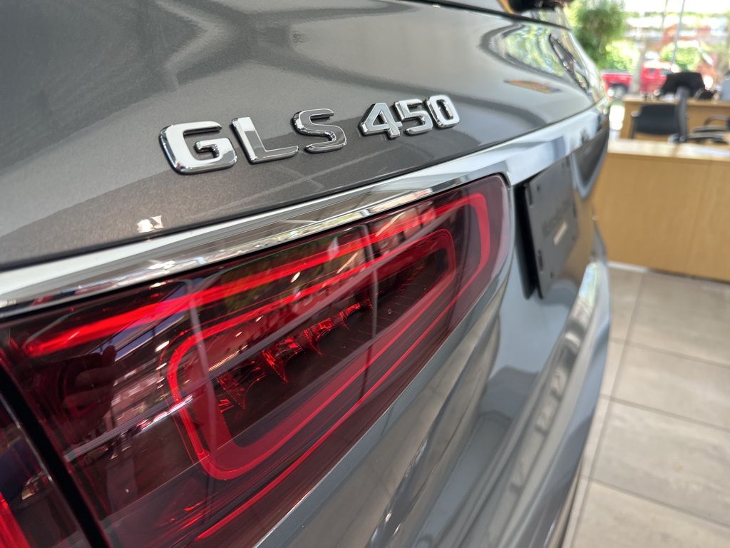 2023 Mercedes-Benz GLS GLS 450 33