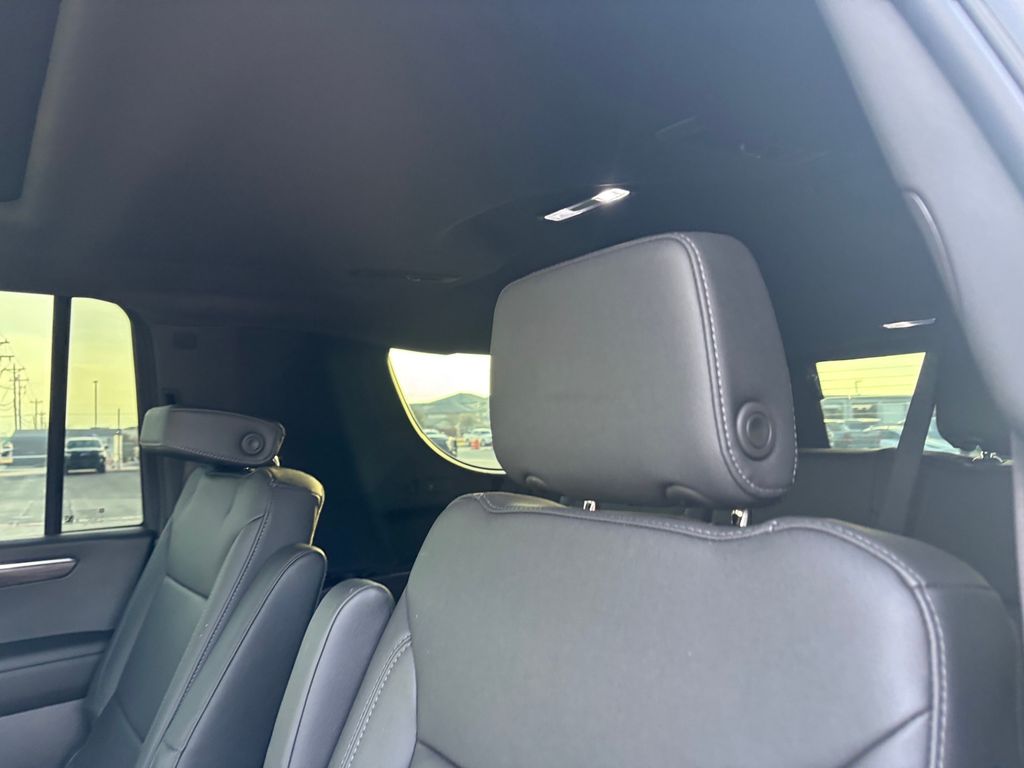 Used Car 2025 Chevrolet Suburban  Z71 For Sale Under $80,000 In Austin, Texas