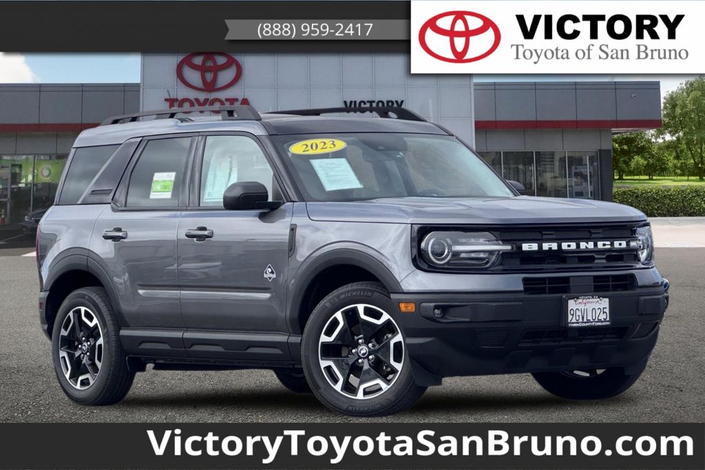 Gray Metallic 2023 Ford Bronco Sport SUV / Crossover All-Wheel Drive 8-Speed Automatic