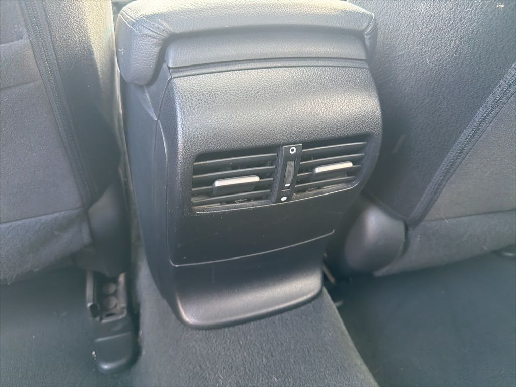 Thumbnail: 2012 Honda Accord - 31