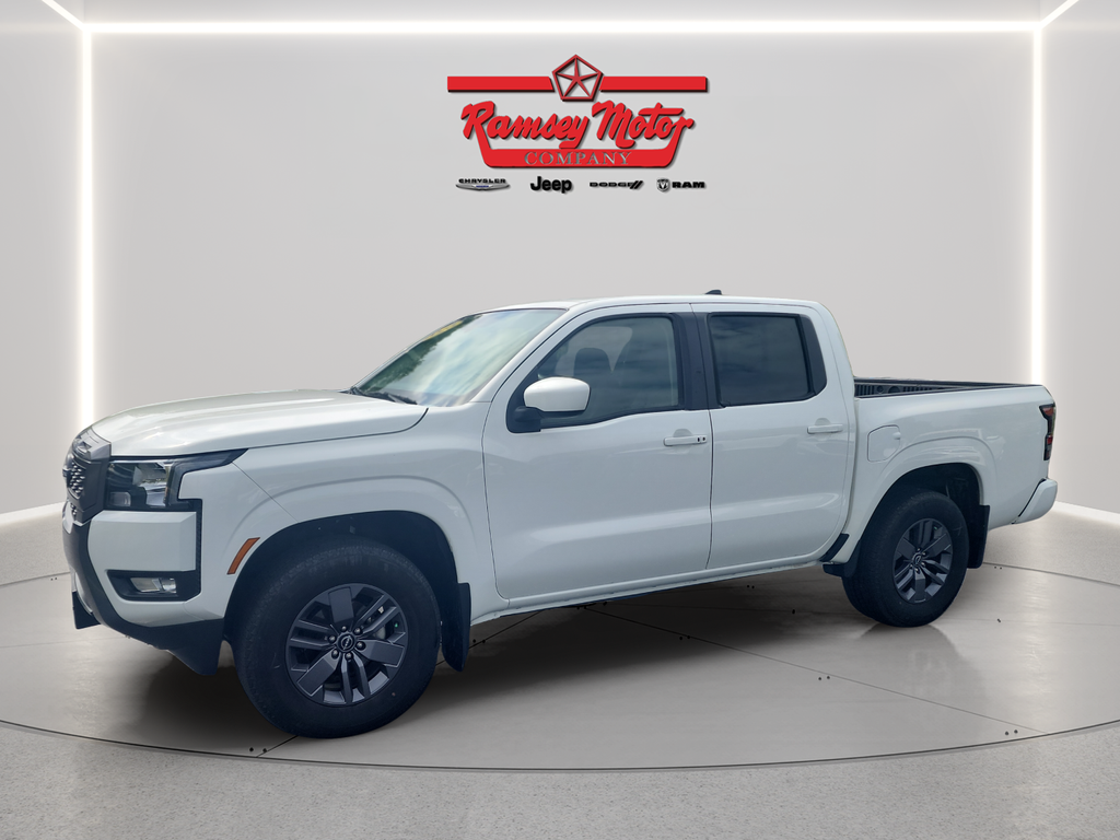 Glacier White 2025 Nissan Frontier SV Crew Cab 4WD Pickup Truck Four-Wheel Drive 9-Speed Automatic Overdrive