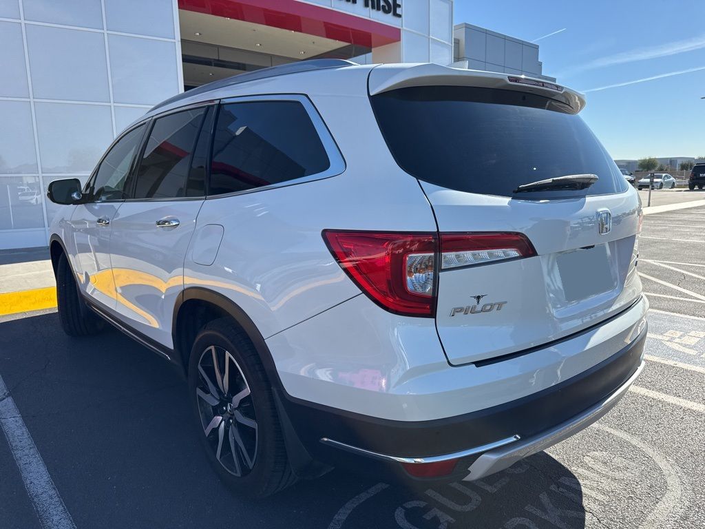 Thumbnail: 2019 Honda Pilot - 10