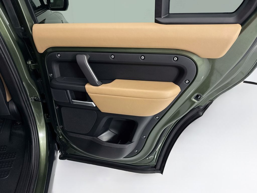 Thumbnail: 2026 Land Rover Defender - 26