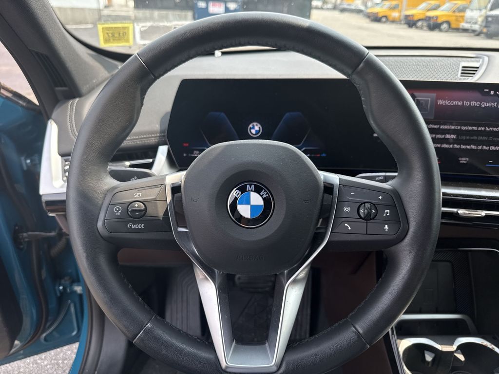 Thumbnail: 2023 BMW X1 - 14