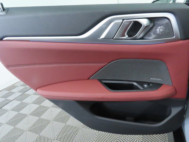 Thumbnail: 2025 BMW i4 - 27