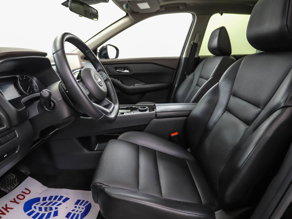 Thumbnail: 2023 Nissan Rogue - 10