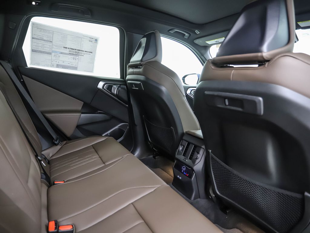 Thumbnail: 2026 BMW X3 - 25