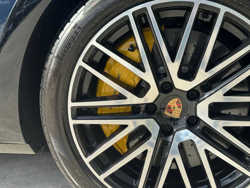 Thumbnail: 2025 Porsche Cayenne - 16