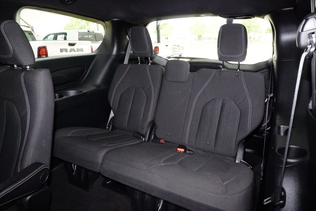 Used Car 2018 Chrysler Pacifica  Touring Plus For Sale Under $20,000 In Weatherford, Texas