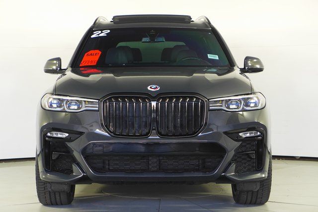 2022 BMW X7 M50i 3