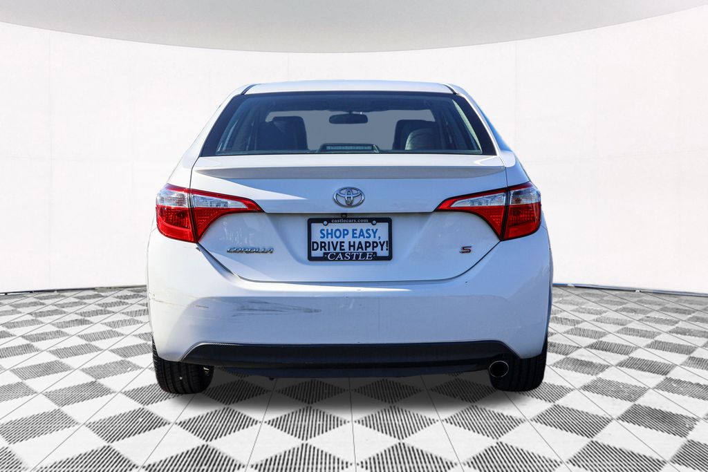 2015 Toyota Corolla L 9