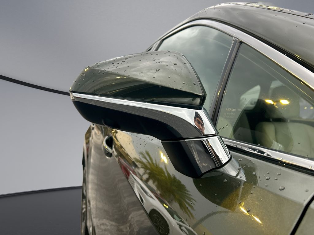 Thumbnail: 2022 Lexus RX - 30