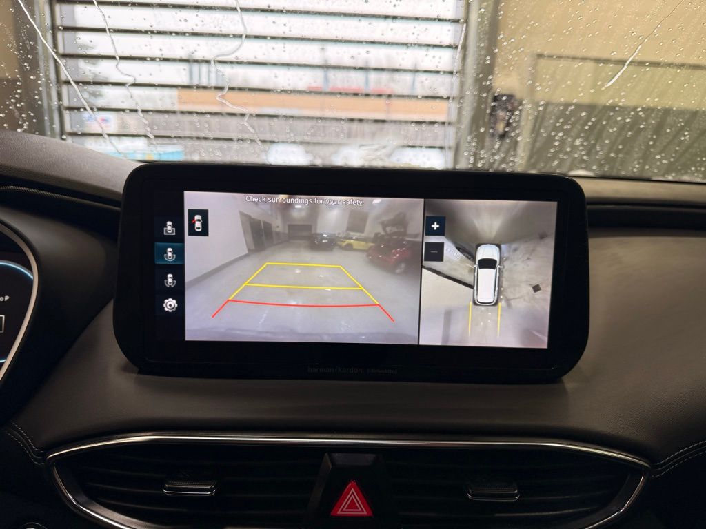 Thumbnail: 2021 Hyundai Santa Fe - 17