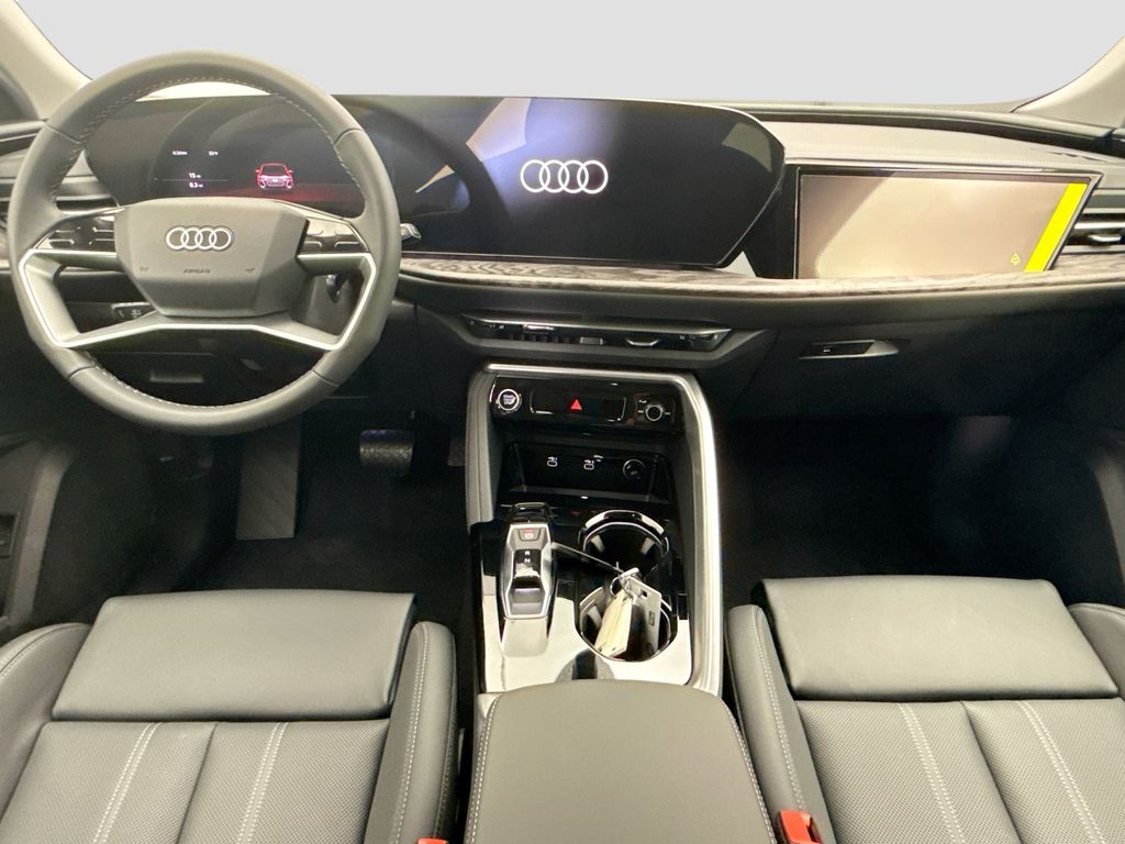Thumbnail: 2025 Audi Q5 - 13