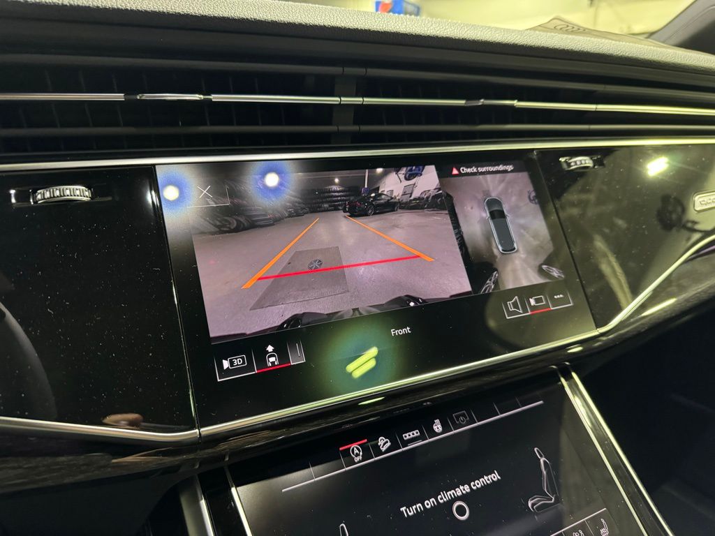 Thumbnail: 2026 Audi Q7 - 15