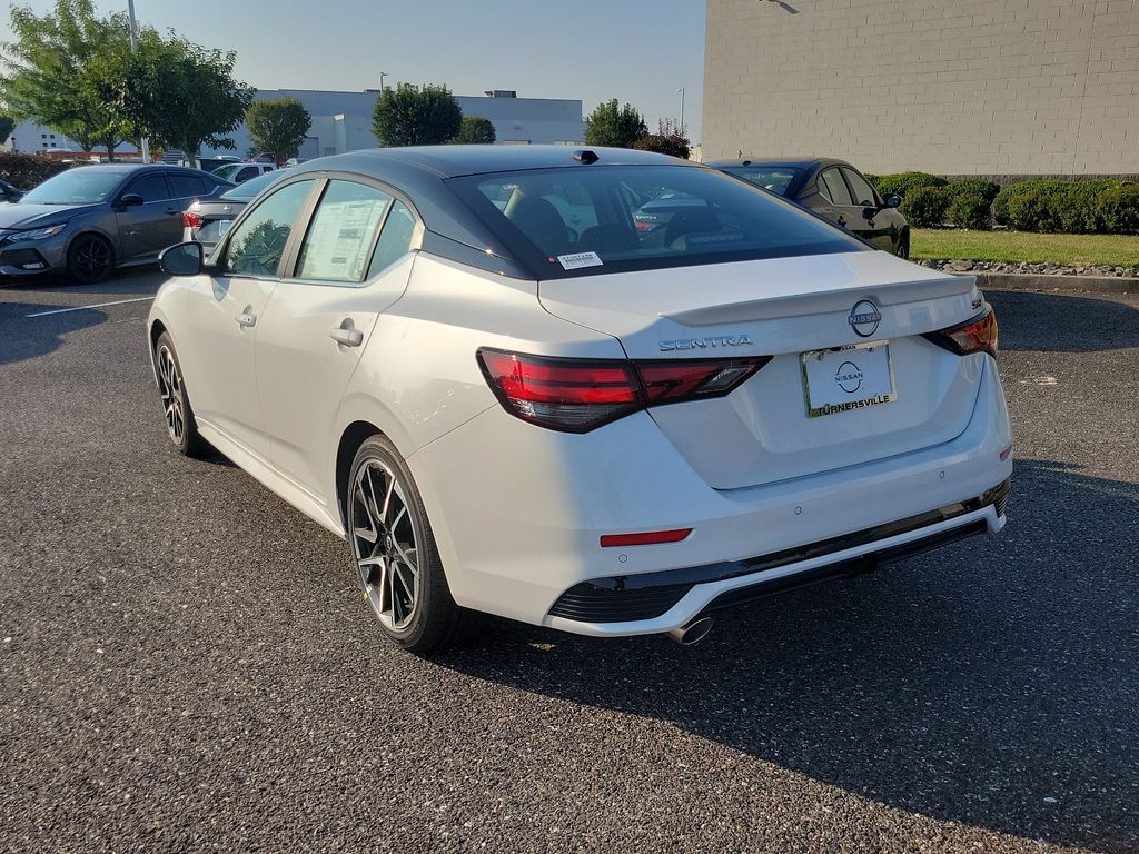 2024 Nissan Sentra SR 3