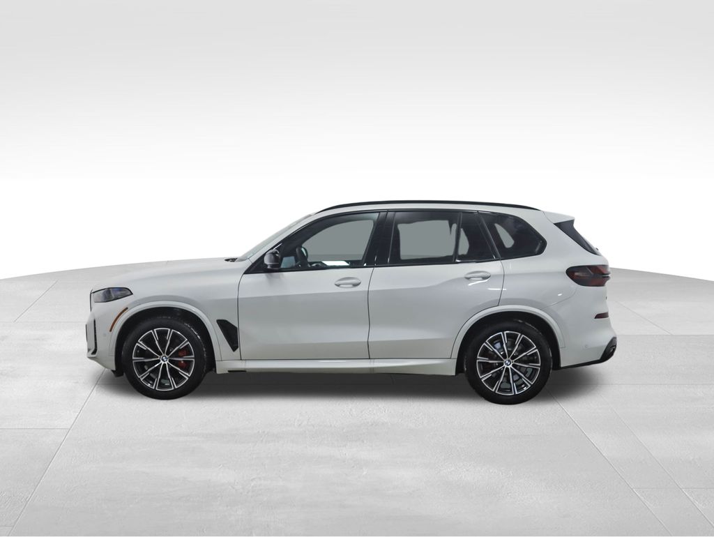 2025 BMW X5 M60i 2