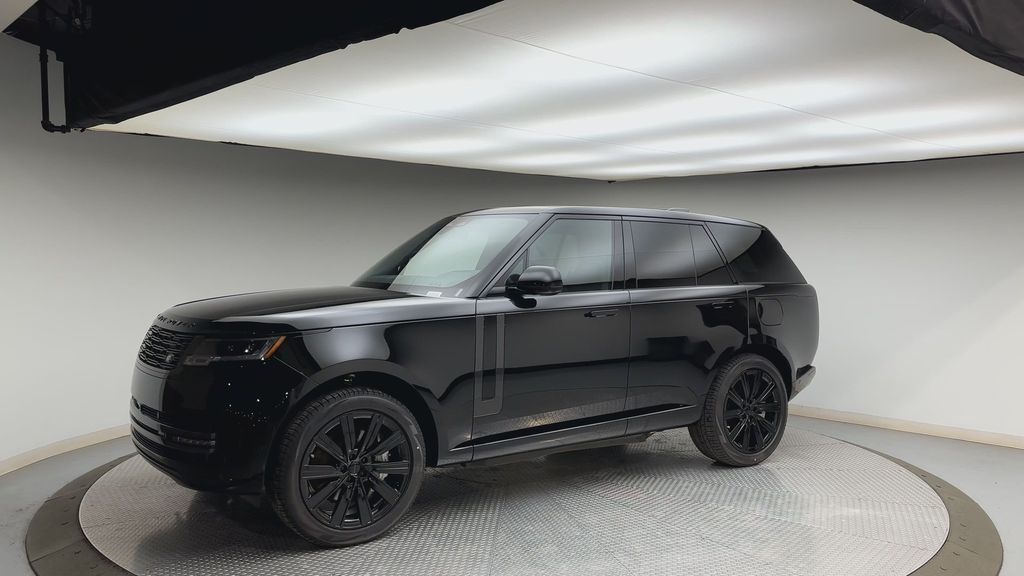 Thumbnail: 2026 Land Rover Range Rover - 6