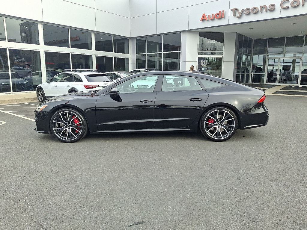 Thumbnail: 2022 Audi S7 - 7