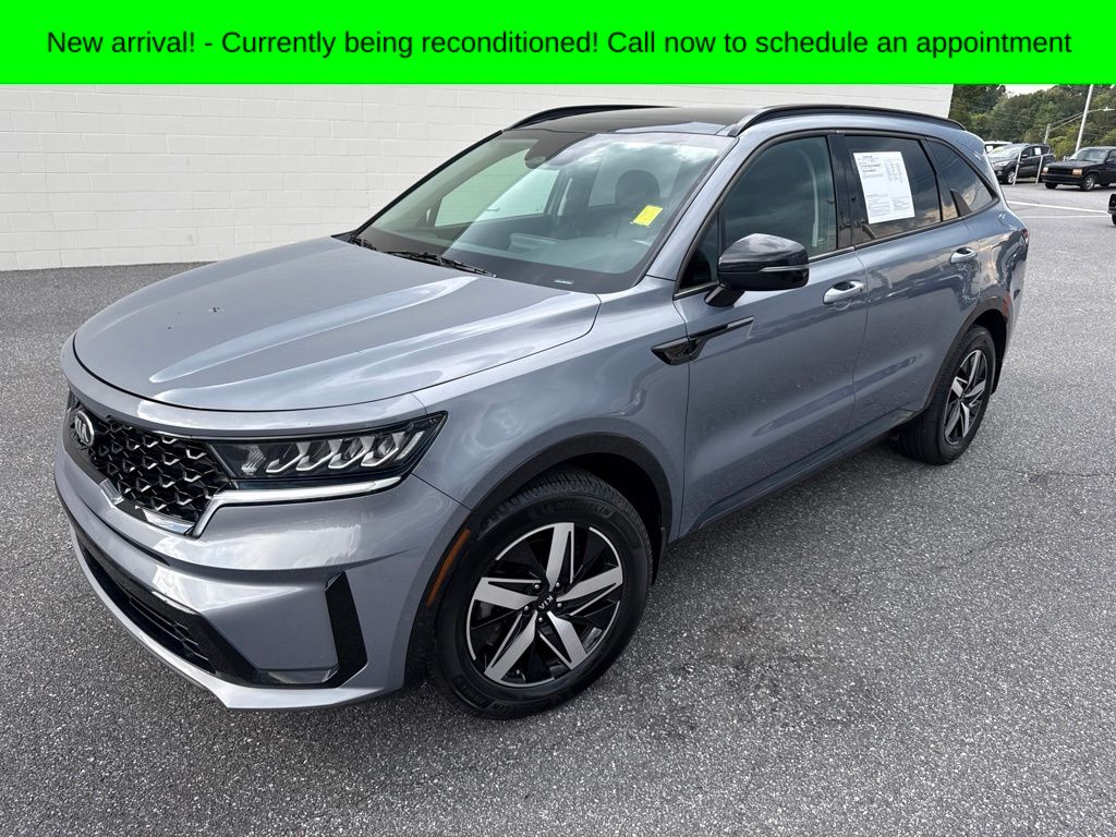 Silver 2021 Kia Sorento SUV / Crossover Front-Wheel Drive 8-Speed Automatic